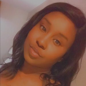 Meet your Posher, Delaney